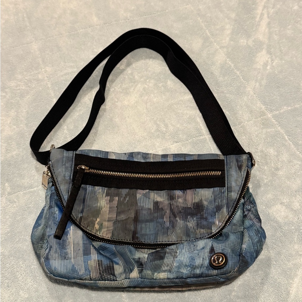 Lululemon All Night Festival Blue Patterned Women's Crossbody Bag